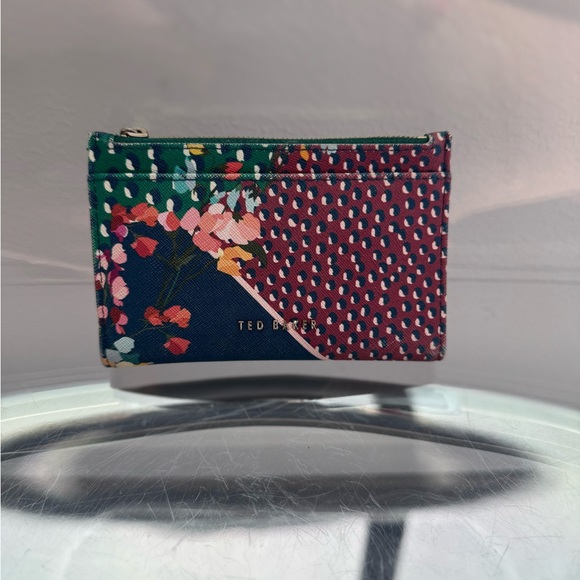 Ted Baker London - Painted Floral Hassiee Wallet - Picture 1 of 7